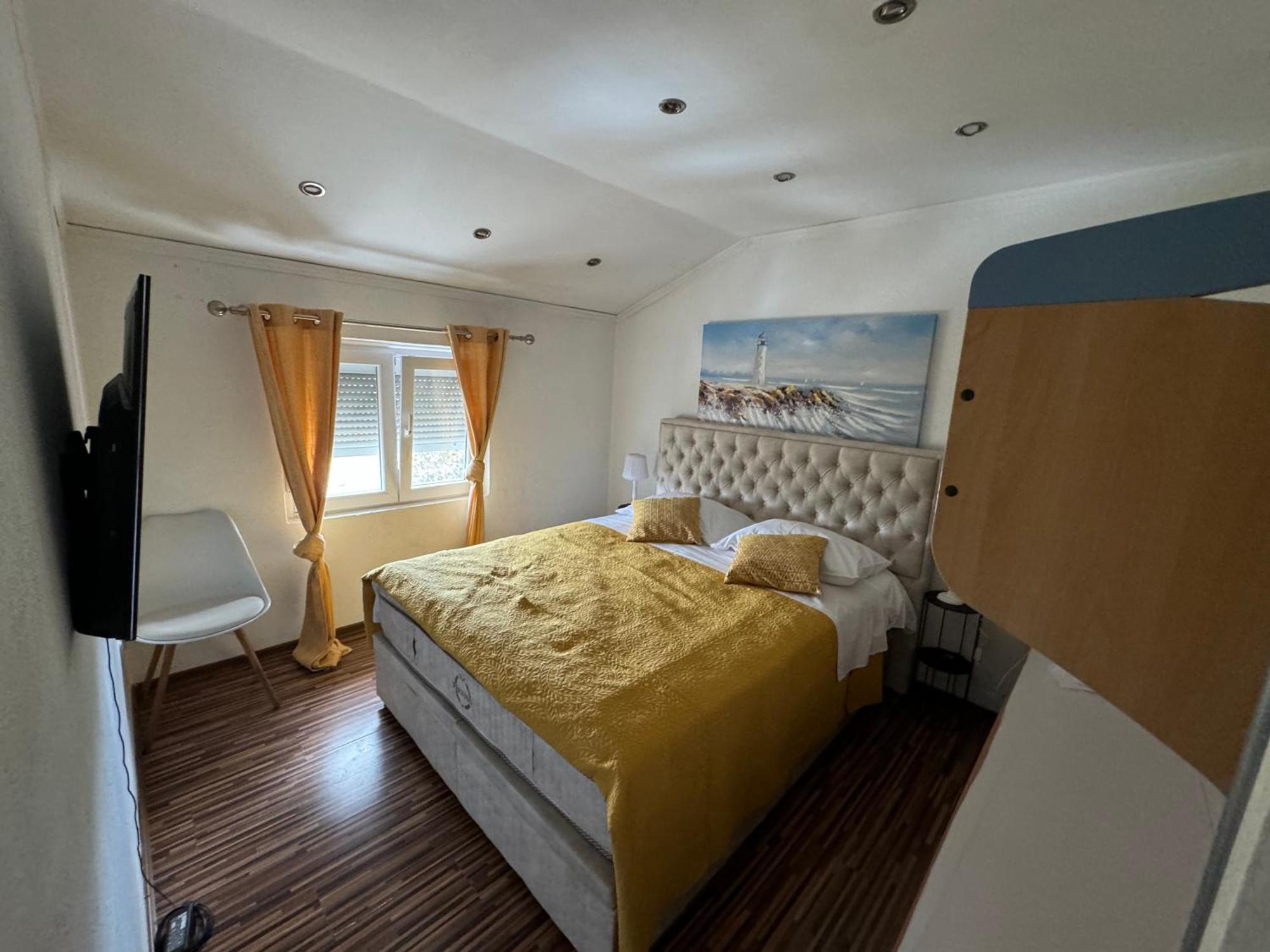 Penhaus Apartman Angelus Drage Pakostane Ngoại thất bức ảnh